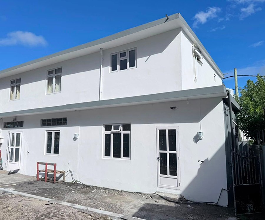 New house & Commercial at Riambel